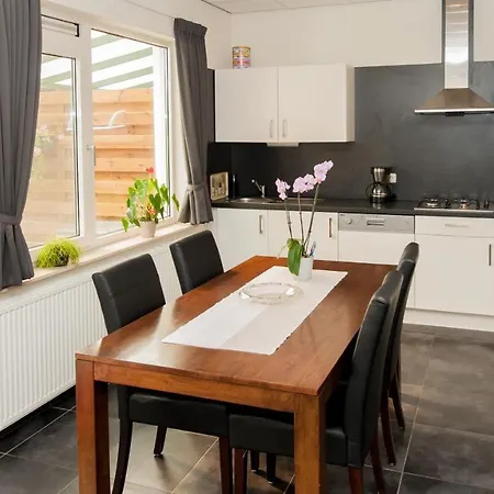 En Vakantiewoning 'ut Tumpke' Semesterbostad